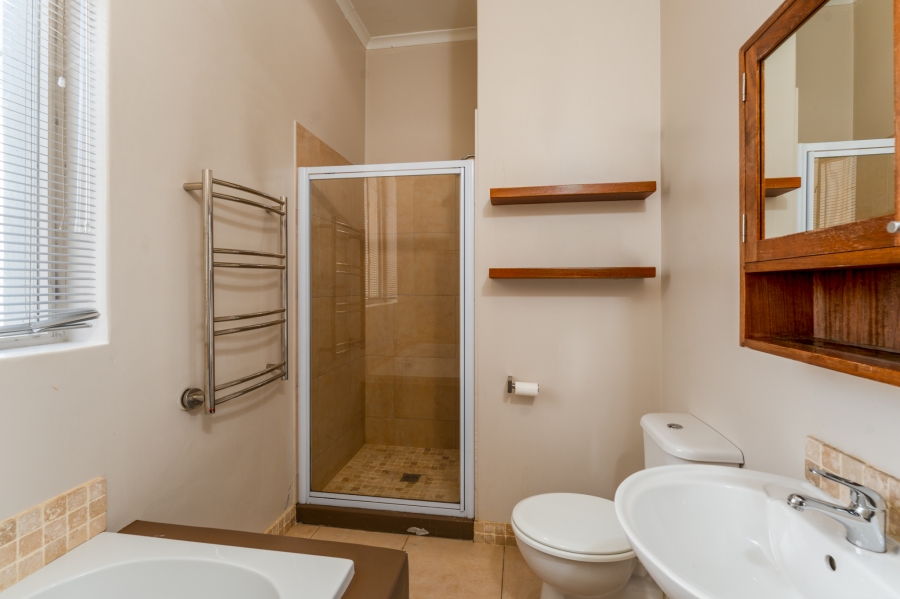 3 Bedroom Property for Sale in Lake Michelle Western Cape